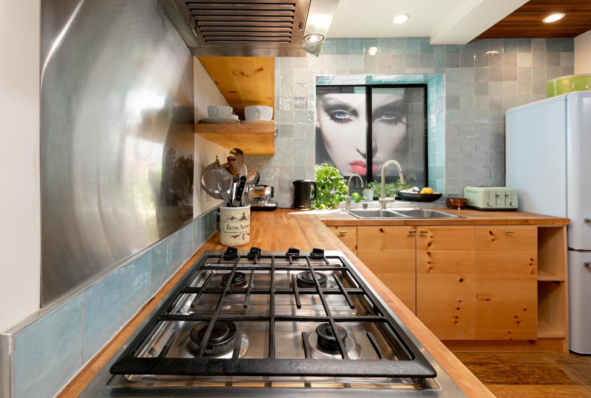 Venice Beach Studio With Large Private Patio Steps To The Beach Los Angeles Exterior foto